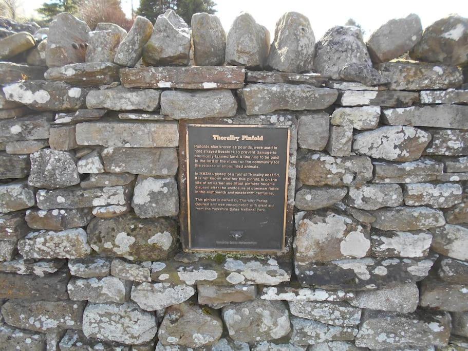 West Burton The Granary, Old Corn Mill, Yorkshire Dales 아파트 외부 사진
